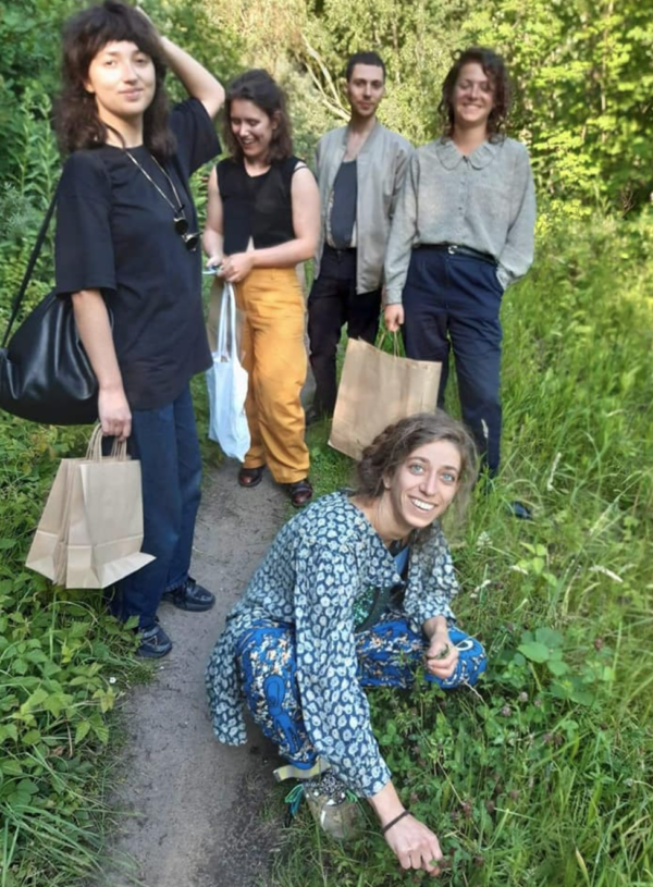 Plant-Led Walks with Her Belle Tease SUNDAY 27th JULY ZAANDAM 14:00-17:00 - Image 2